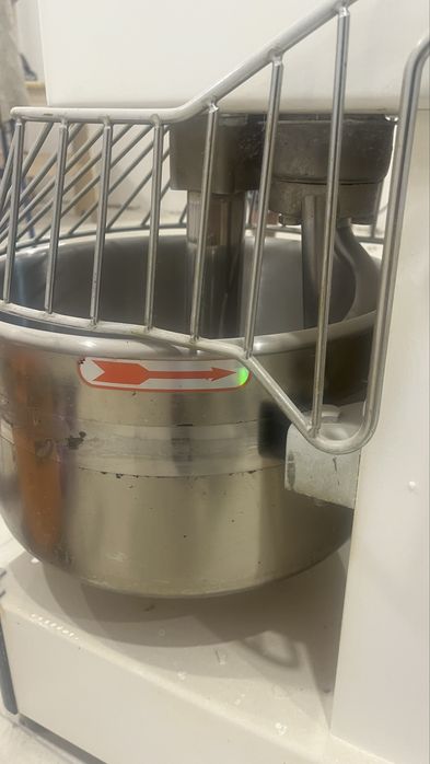 Продам тестомешалку