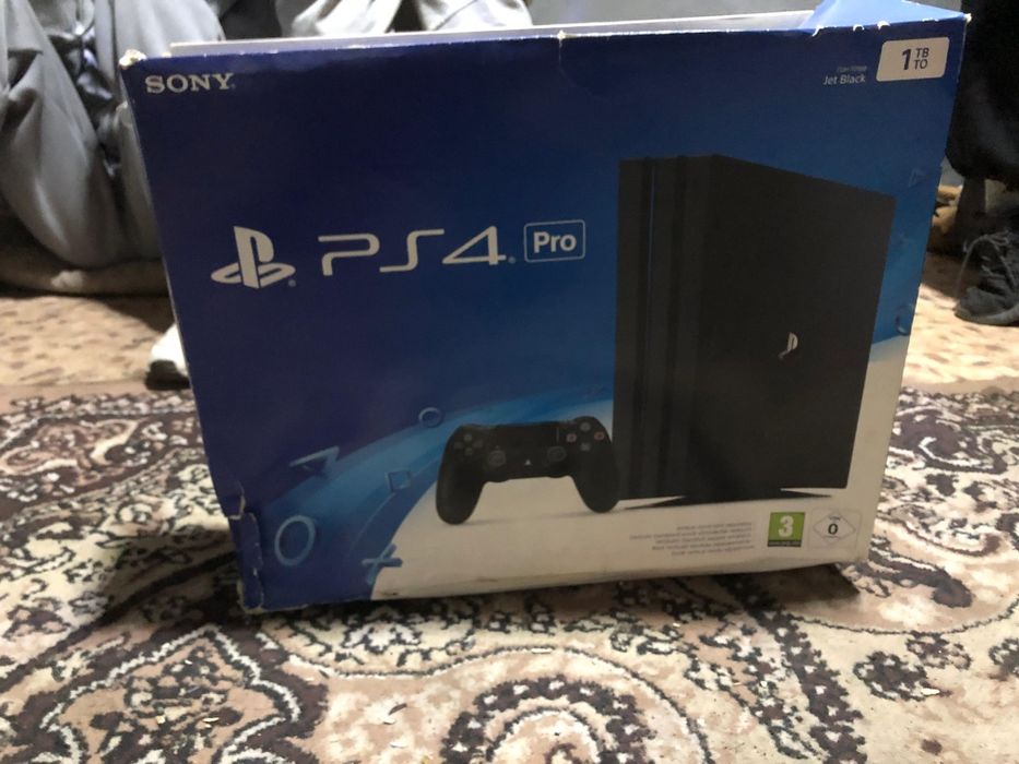 Пс4 pro с 70 игр в подарок