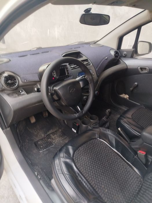 Spark sotiladi 2011 texnik xolati yaxshi