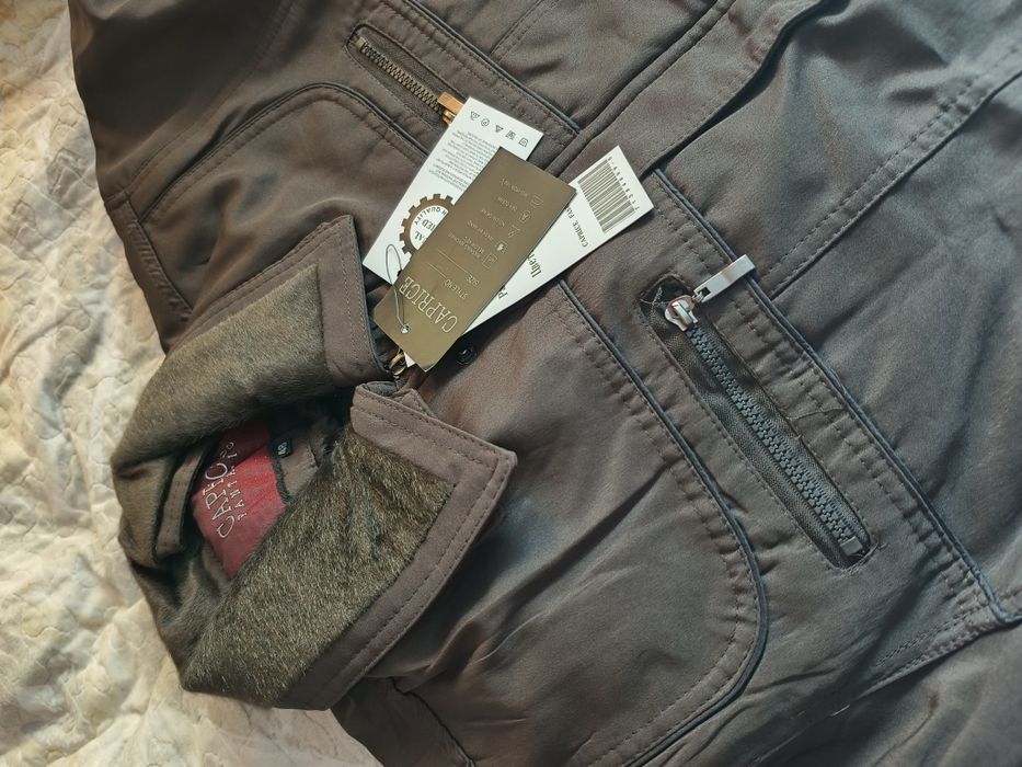 Чисто Ново Детско Зимно Яке Размер М