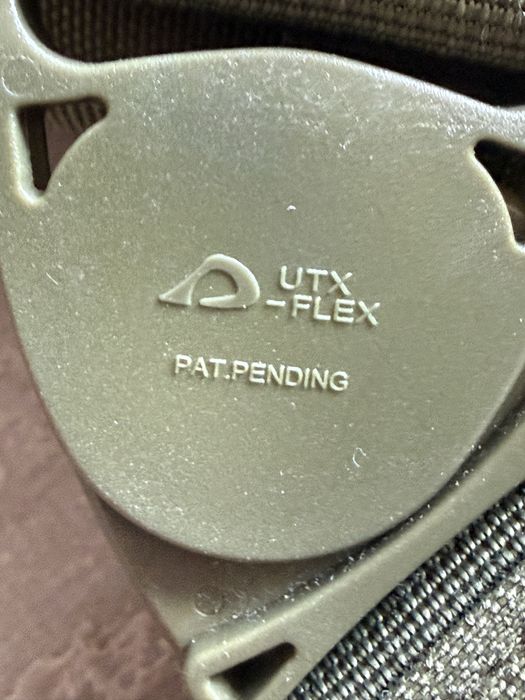 Toc pistol , prindere pe picior