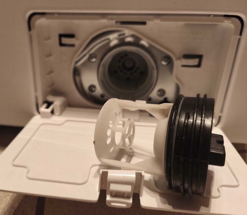 Masina de spalat rufe (SLIM) HEINNER HWM-M814IVSMNA+++ 8kg, 1400rpm, garantie 2 ANI