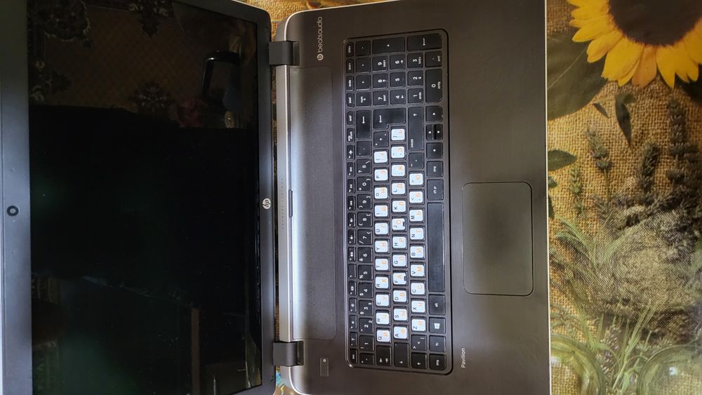 Продаю ноутбук германия