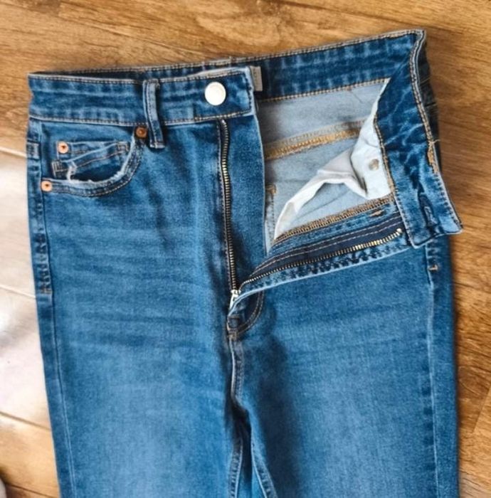 Blugi Stradivarius Skinny mărime 38