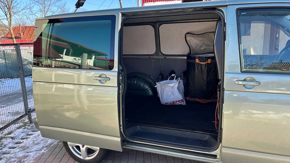 Volwagen Transporter T5 2010