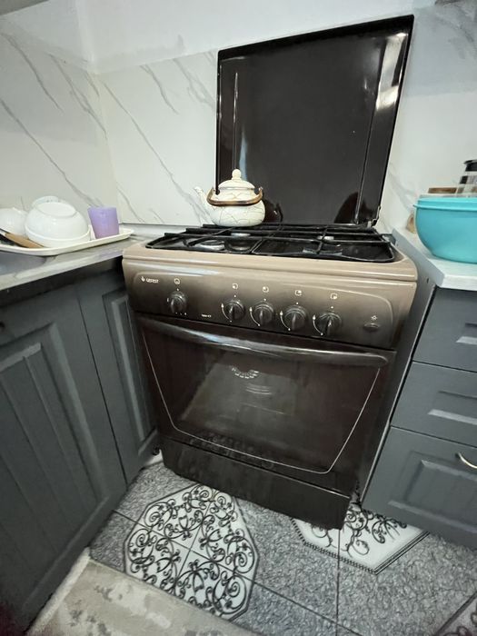 Продам кухонный шкаф