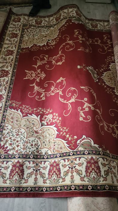 Кілемдер сатылады