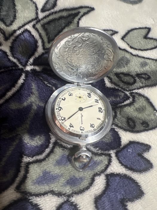 Часы Молния Жар Птица на ходу