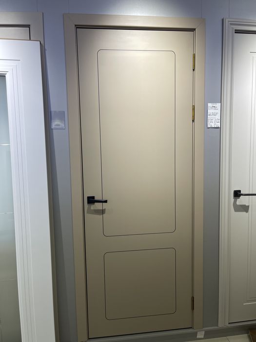 Двери высота 220 с витрины продам