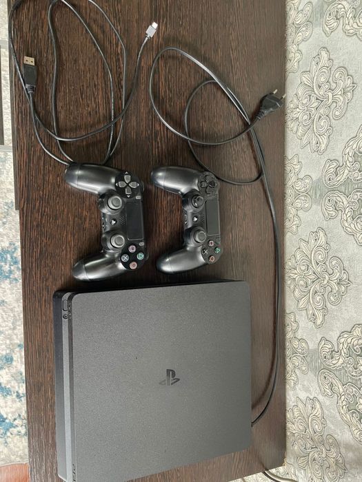 Продам Sony playstaition slim 1 tb