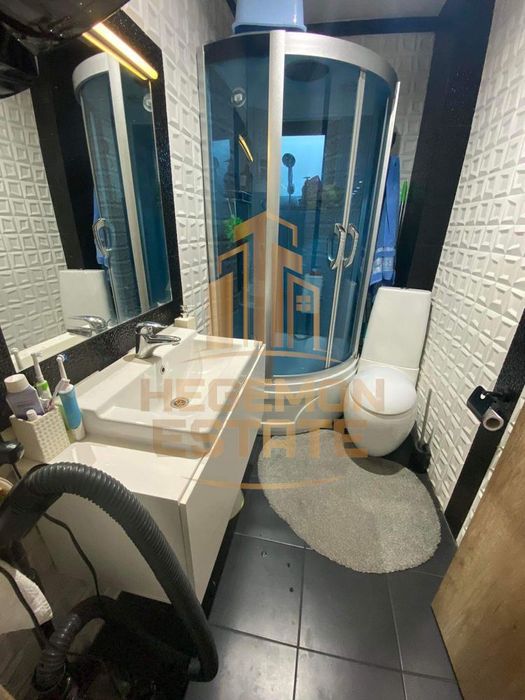 Продава се Тристаен апартамент в Варна, Възраждане 3 - 110 кв.м за 951 €/кв.м - Снимка #10