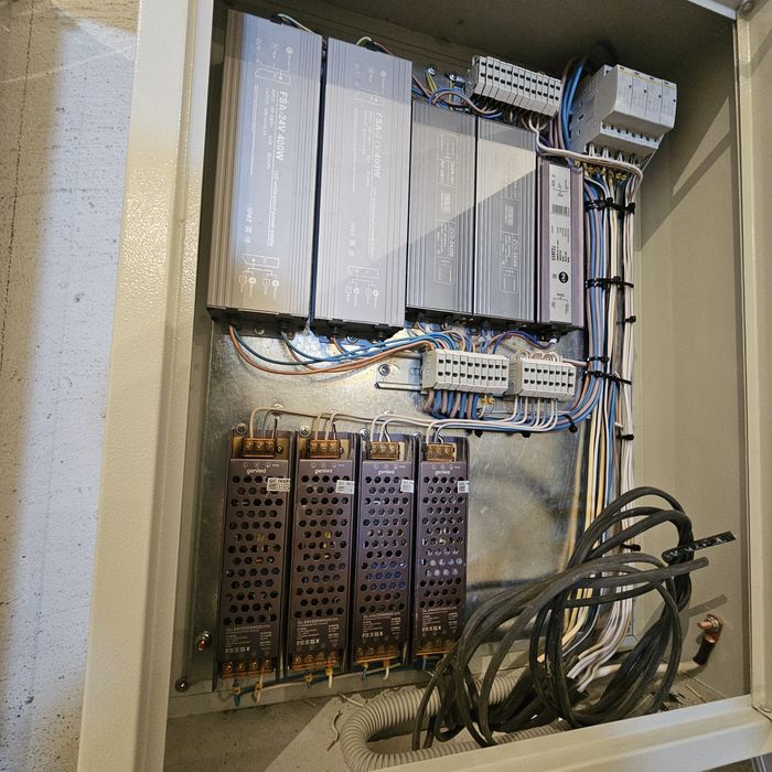 Электрик [черновой электромонтаж]