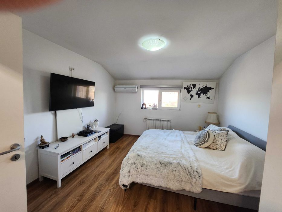 De vanzare casa moderna locuinta D+P+M ultracentral in sat Cataloi, judet. Tulcea