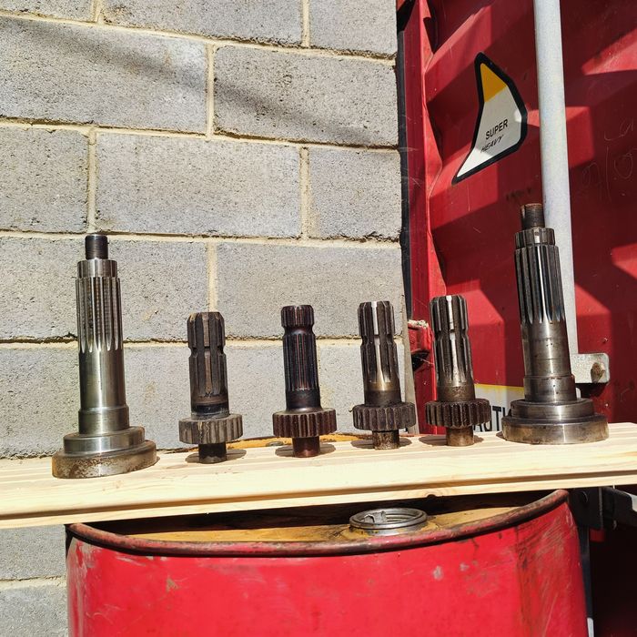 Продам вал на вом.МТЗ