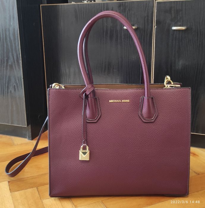 Дамска чанта Michael Kors, модел Mercer