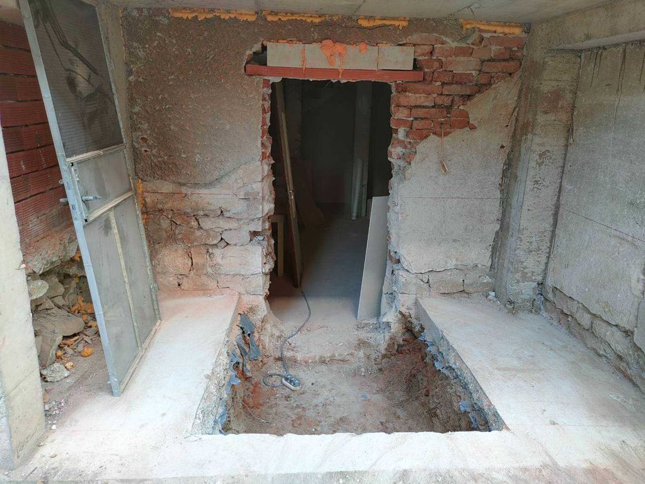 Кърти, чисти, извозва – със собствен транспорт! София и региона.