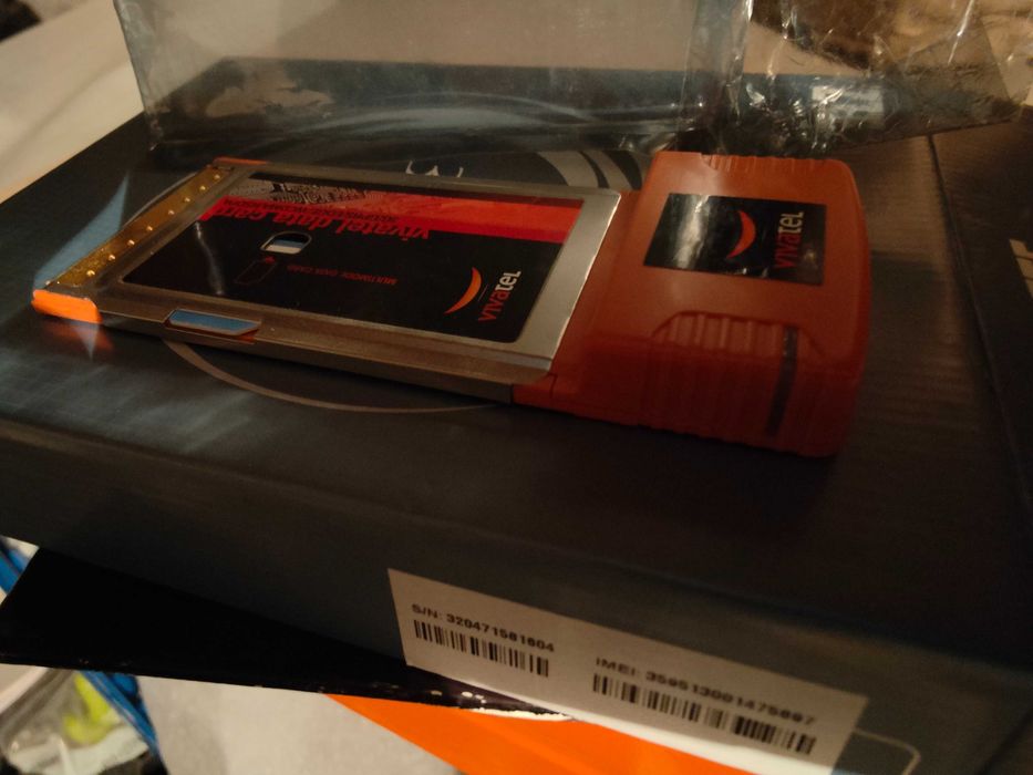 модем USB - бисквитка чисто нова и Data card