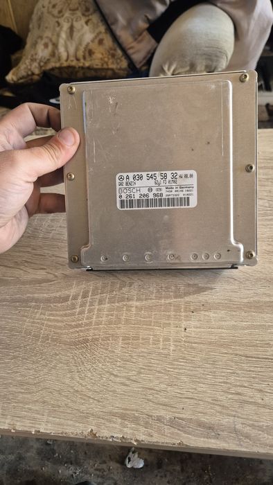 Компютър за Мерцедес Ц-Класа W203 Ц240 Бензин 2000- 2007г