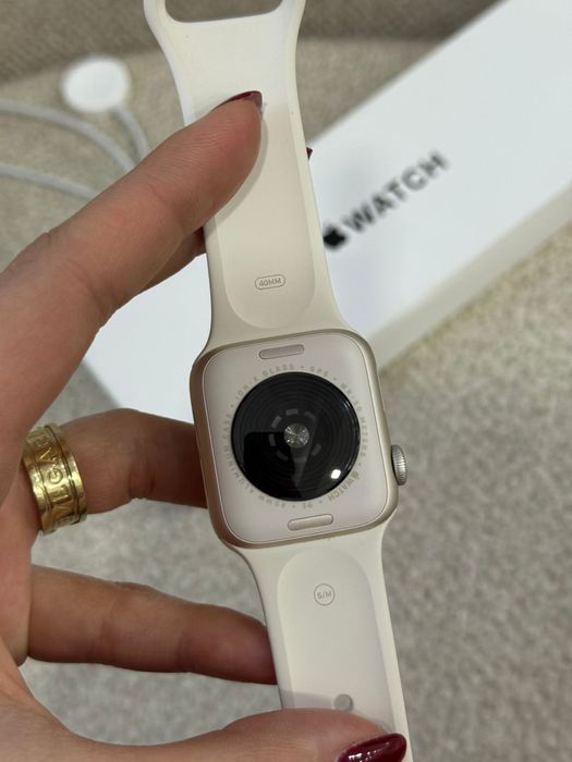 Apple watch продается