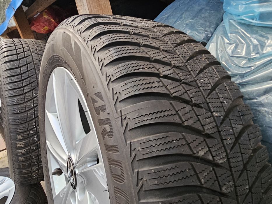 Jante aliaj 16" Skoda 3/4 Volkswagen cu anvelope iarna MS  205 55 16