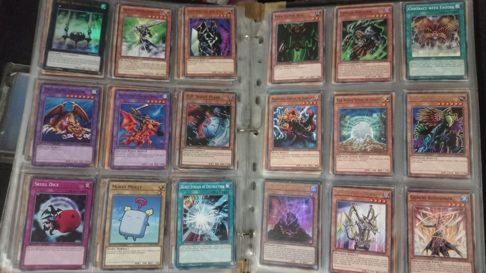 Yu-Gi-Oh cards, Югио карти