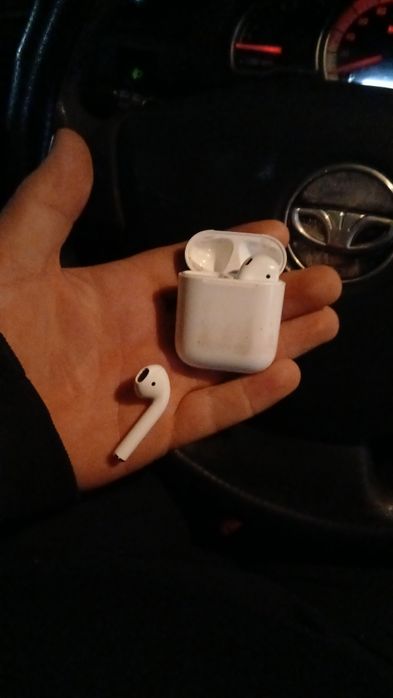 Airpods наушник оригинал