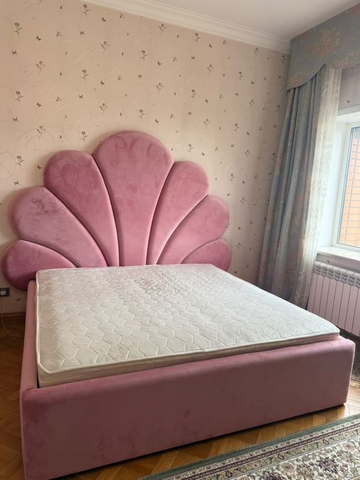 Продам дизайнерскую кровать «Ракушка» 180×200 с матрасом