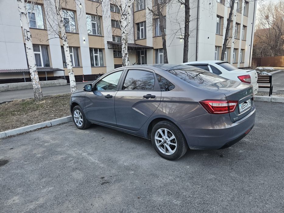 Лада веста 2020 года