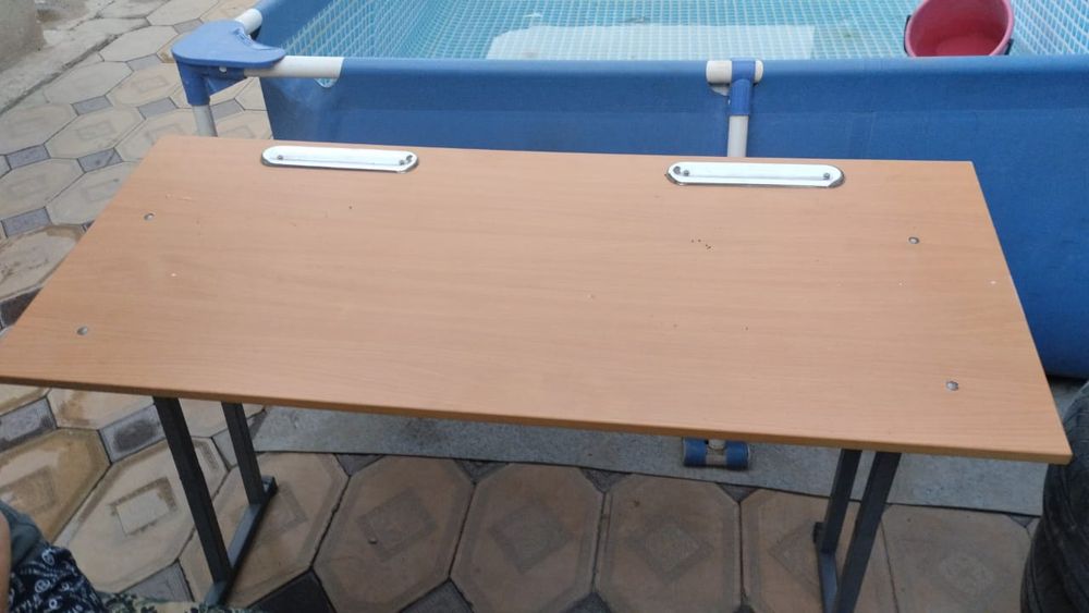 Парта в отличном состоянии