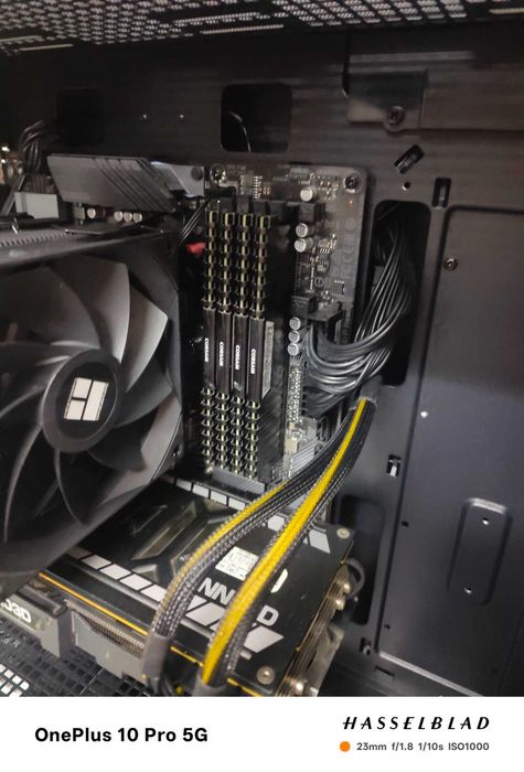 Геймърска конфигурация Ryzen 7 5700 \\ 32gb DDR4 \\ RTX 2080 TI \\ 750W
