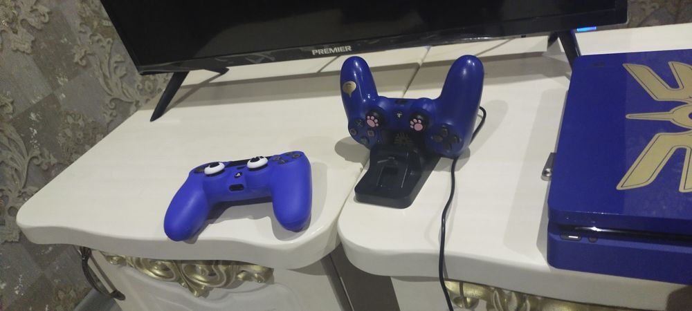 Playstation 4 slim 1 tb limeted 9.00 proshivka 13 ta zor oyinlari bor