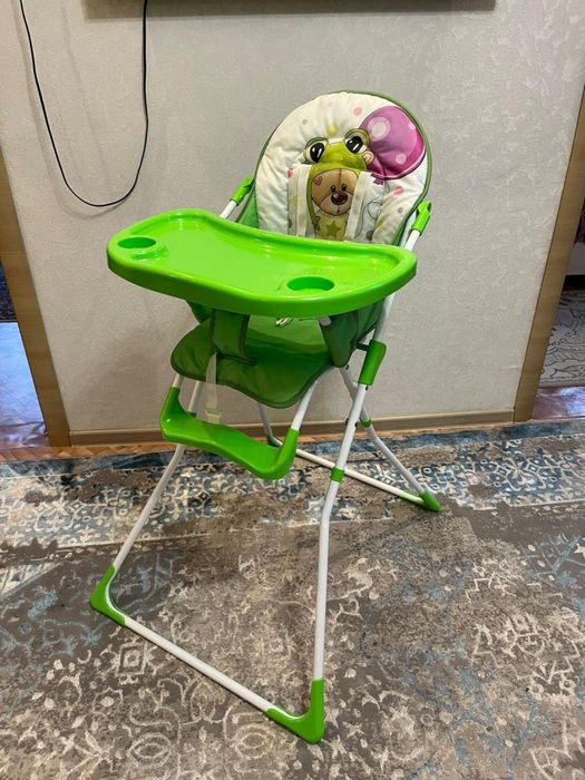 Столик для кормление!