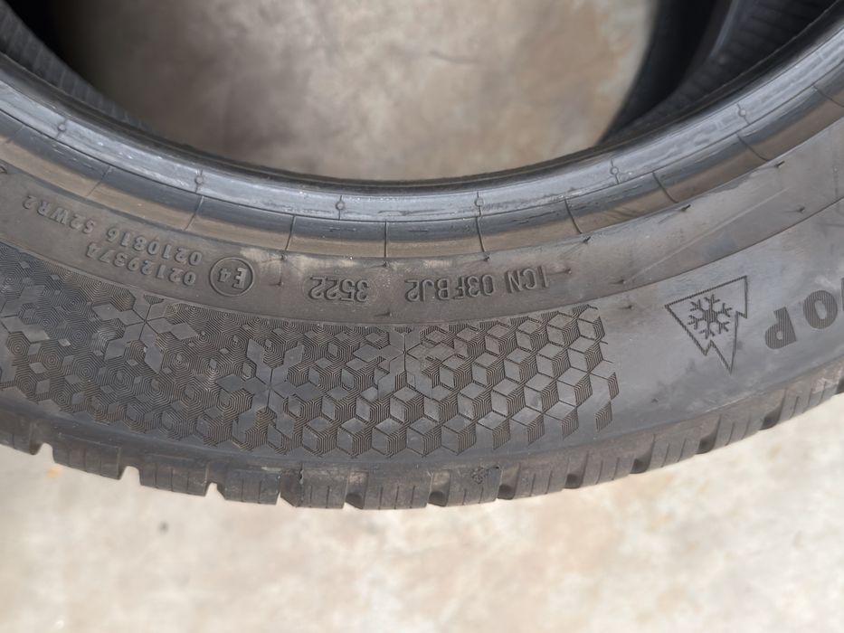 Vand 4 anvelope 225/55/18 continental de iarnă ca noi