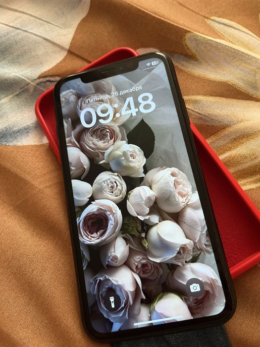 Продам Iphone XR