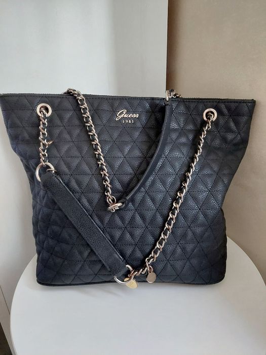 Дамска чанта Guess