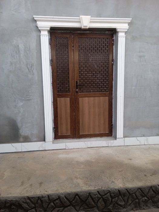 Tiyaga pokak fasad uchun  quyma tyaga