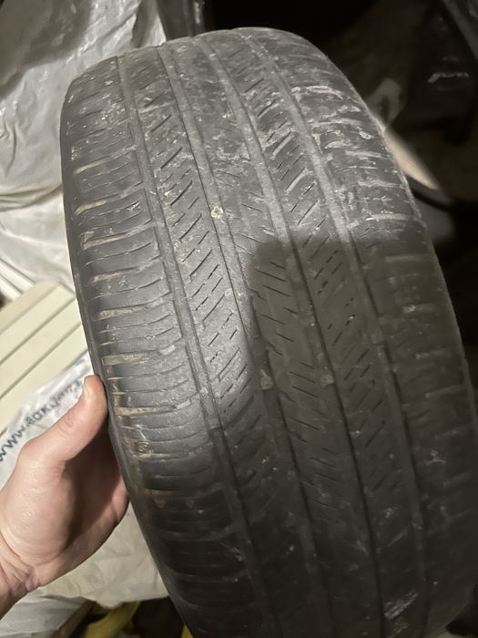 Продам резину две пары