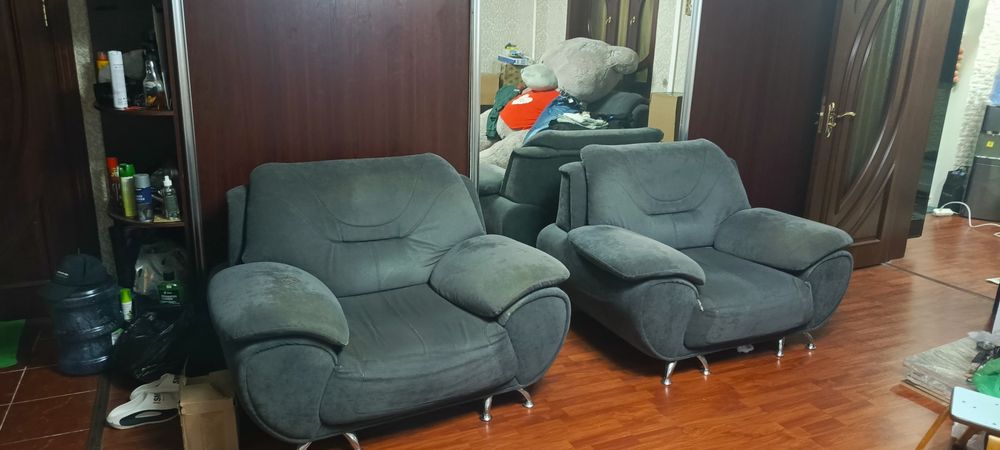 Мягкая мебель для зала