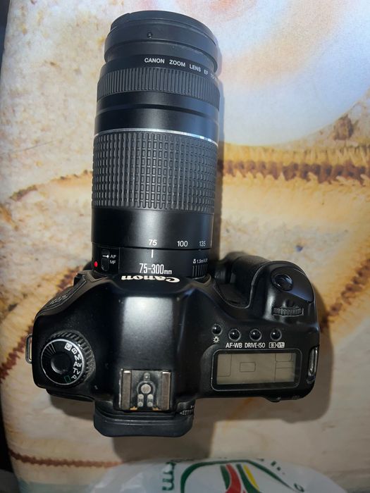 Объектив Canon EF 75-300mm f4-5,6