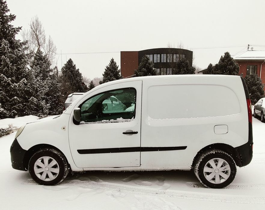 Авто в рассрочку Renault Kangoo