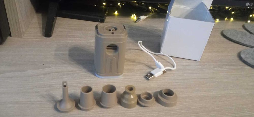 Pompa umflare/dezumflare pentru saltele ,colace plaja ...etc