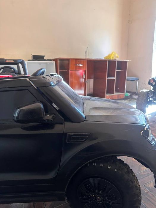 Detskiy BMW  moshincha sotiladi xolati ideal va arzon