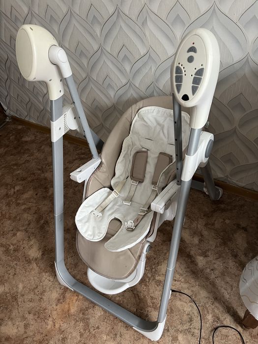 Продам шезлонг и стульчик для кормления 2в1