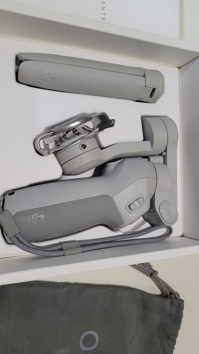 Stabilizator DJI Osmo Mobile 4 SE DJI OM4 SE Impecabil
