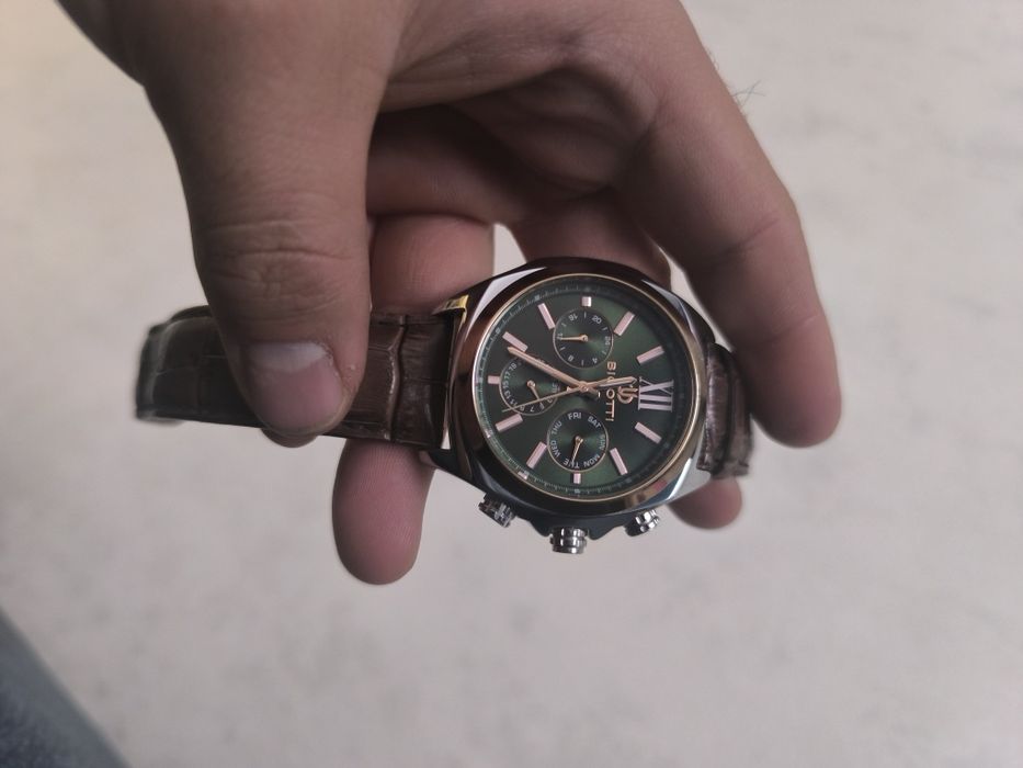 Часы мужские наручные