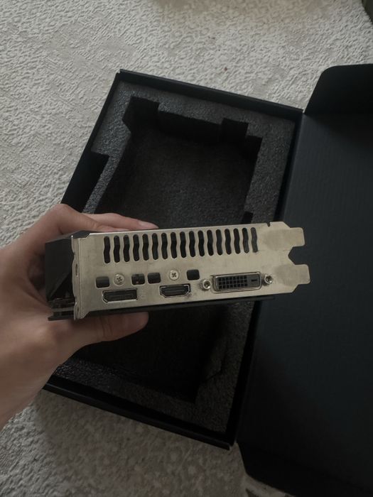 Видеокарта GTX 1650 ASUS