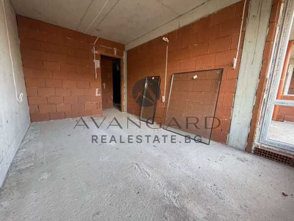 Продава се Двустаен апартамент в Пловдив, Кършияка - 77 кв.м за 1023 €/кв.м - Снимка #2