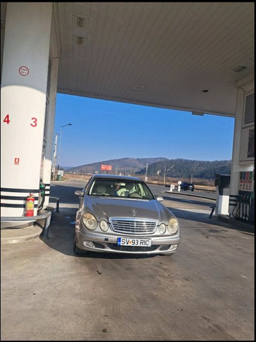 MERCEDES-BENZ E-Class 2004 — imagine 2