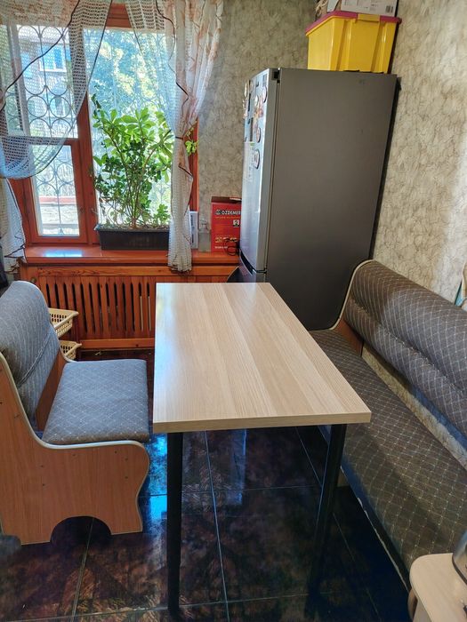 Стол  кухонный IKEA