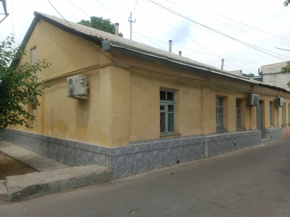 Дом в Миробадском районе